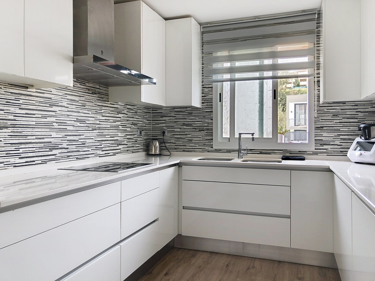 3 Bed Townhouse for sale in Selwo Costa Del Sol, Málaga, Spain