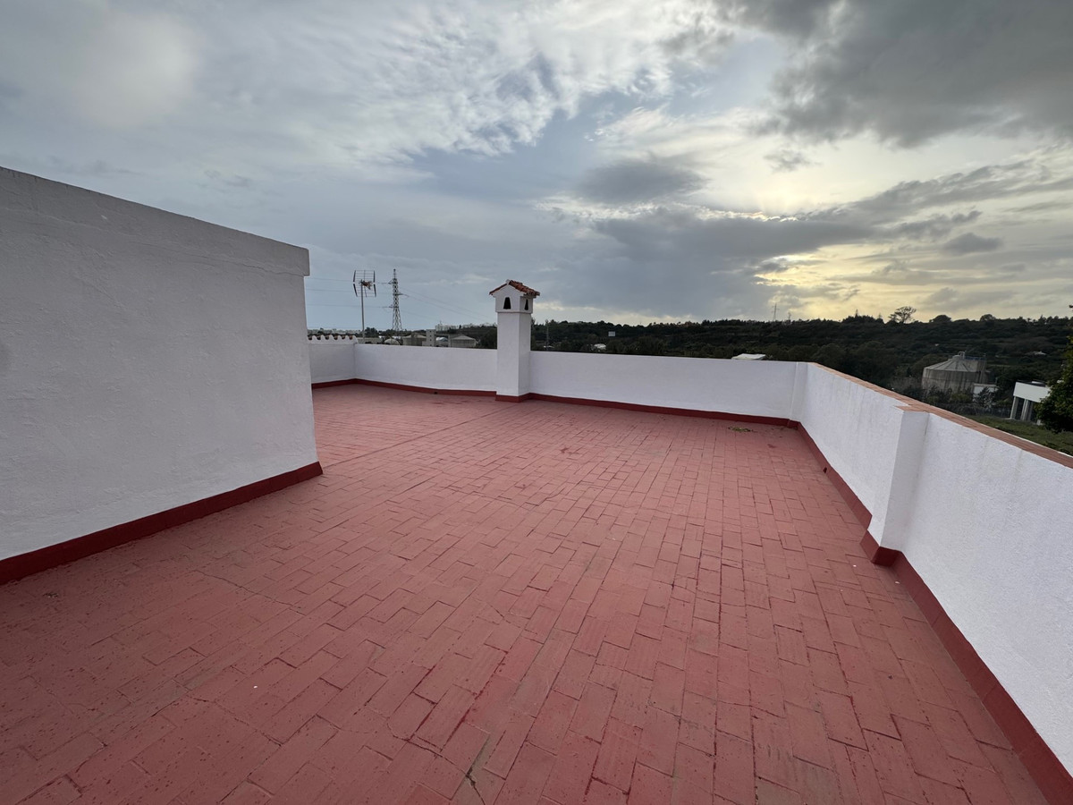 4 Bed Townhouse for sale in Estepona Costa Del Sol, Málaga, Spain