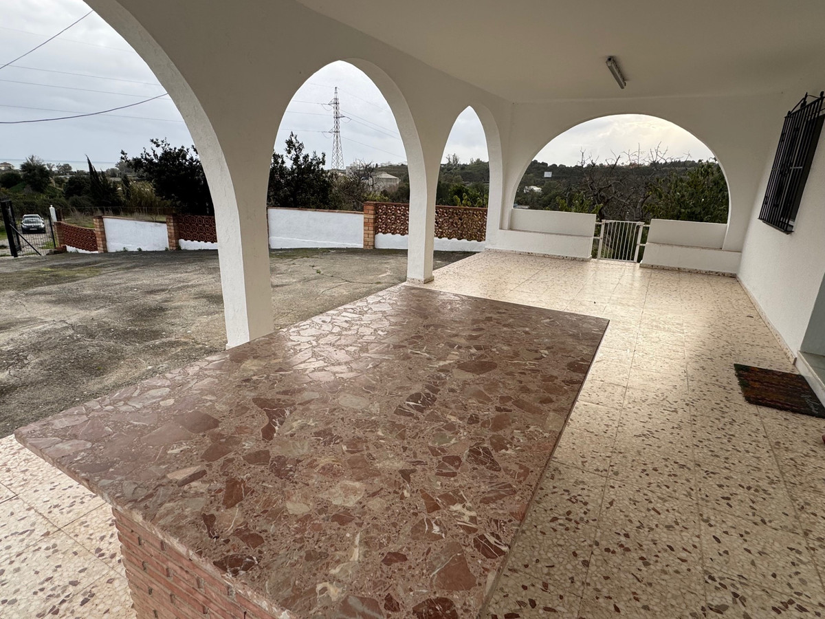 4 Bed Townhouse for sale in Estepona Costa Del Sol, Málaga, Spain