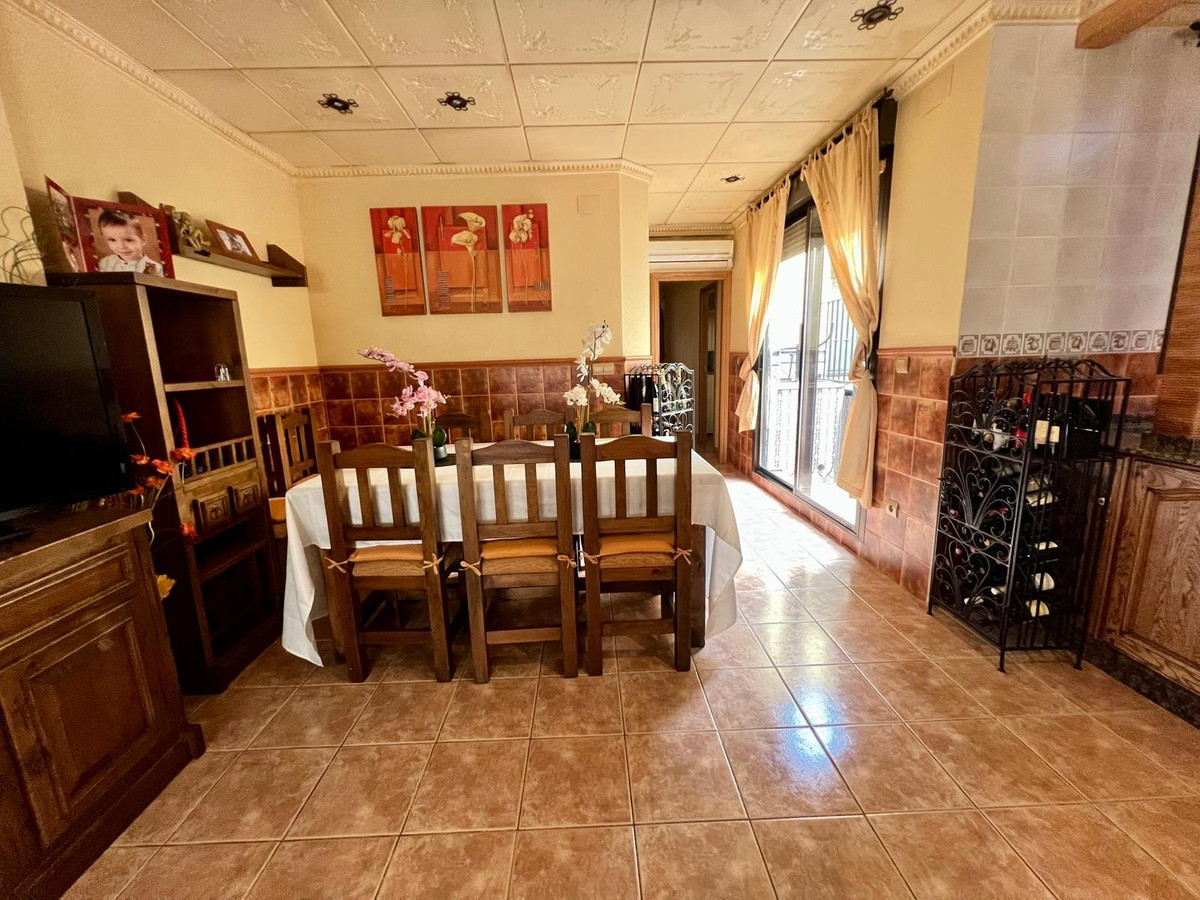 3 Bed Townhouse for sale in Pinoso Costa Blanca, Alicante, Spain