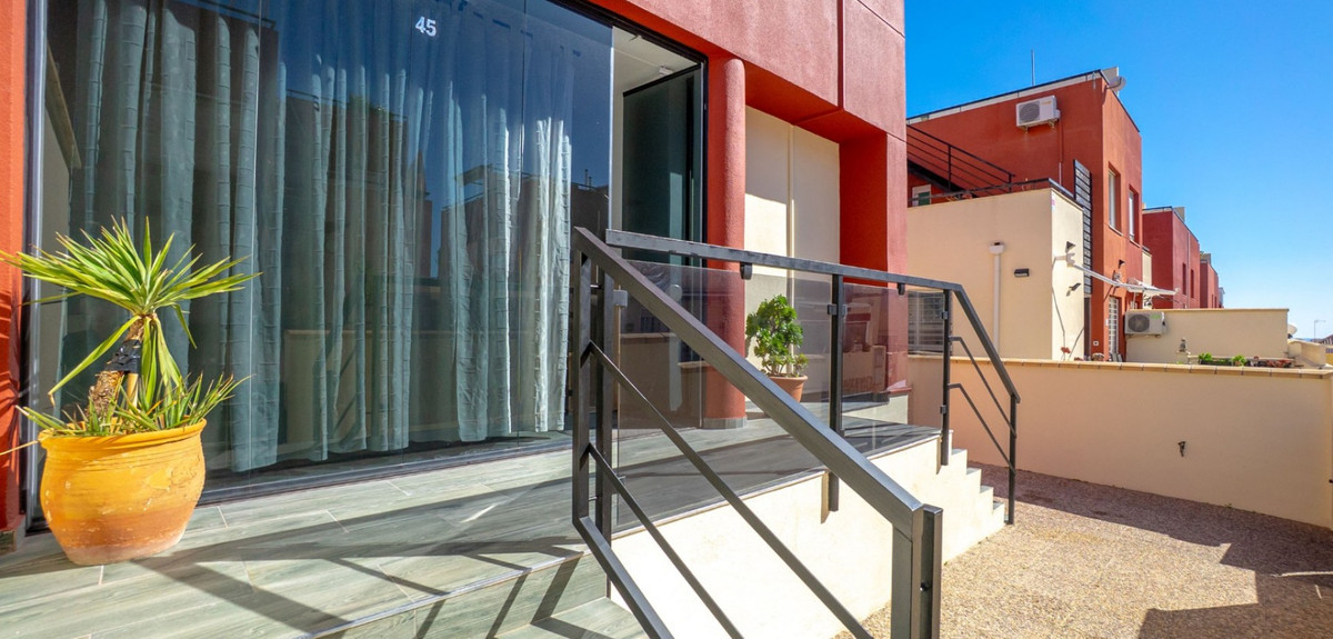 Se vende Adosada de 3 dormitorios en Costa Blanca, Alicante, España