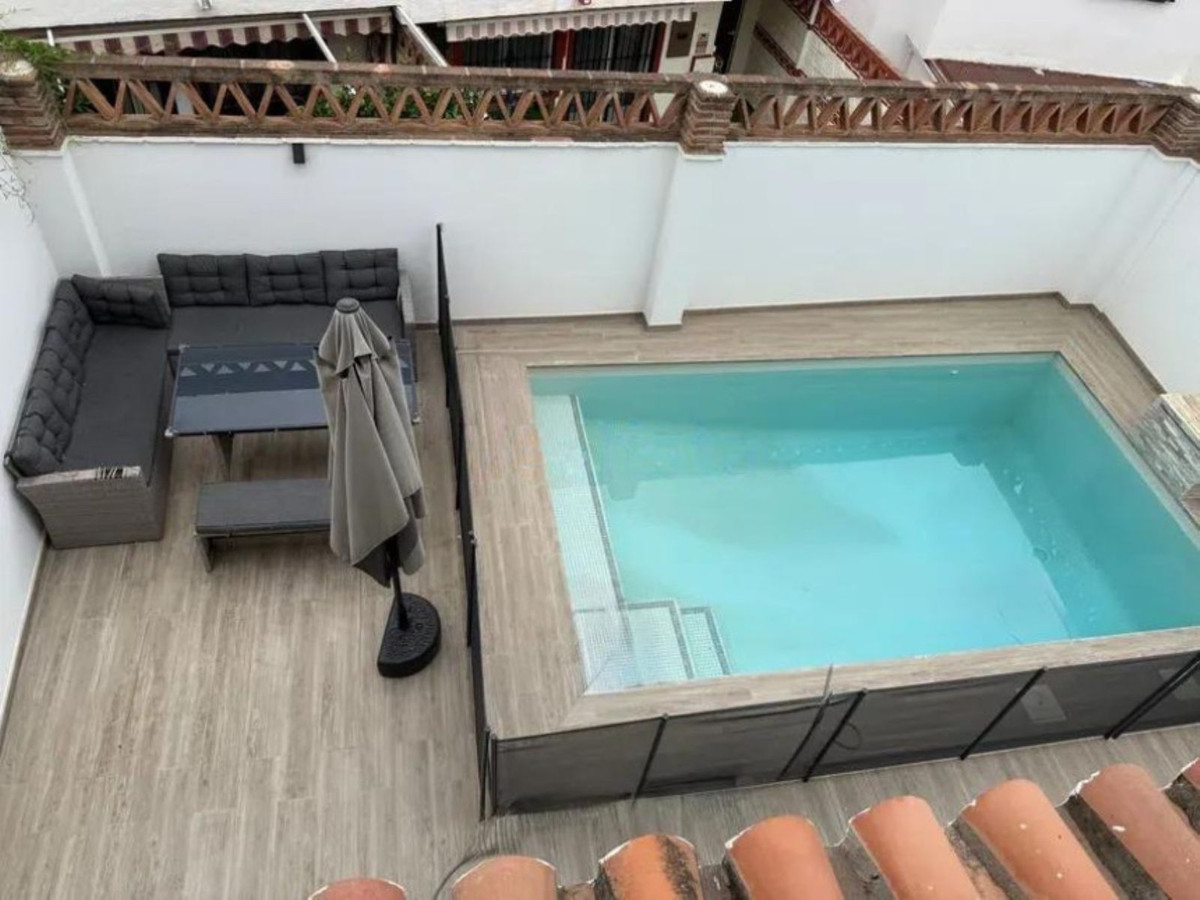 4 Bed Townhouse for sale in Marbella Costa Del Sol, Málaga, Spain