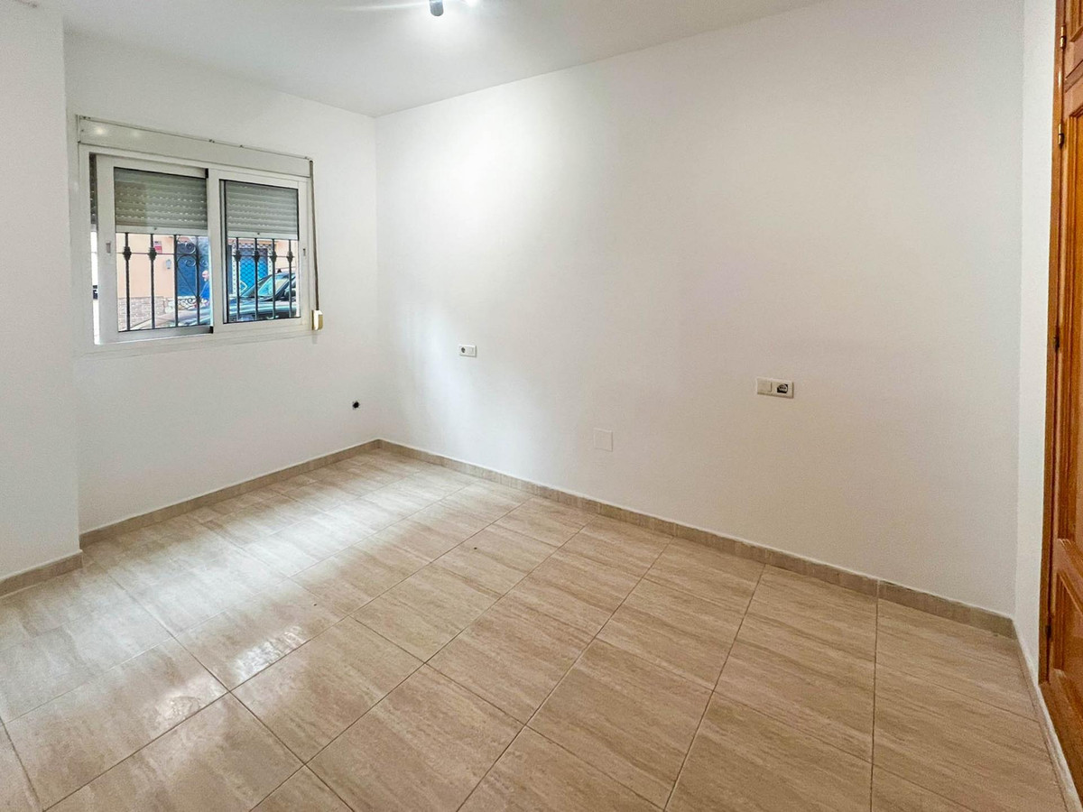 Se vende Apartamento Planta Baja de 2 dormitorios en Costa Del Sol, Málaga, España