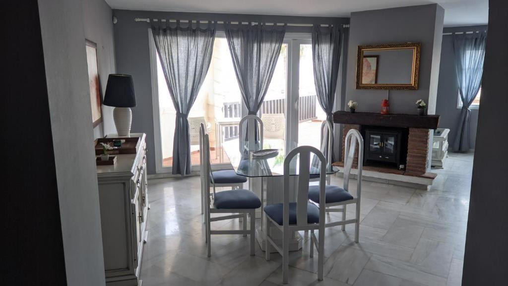 Se vende Apartamento Planta Baja de 3 dormitorios en Costa Del Sol, Málaga, España