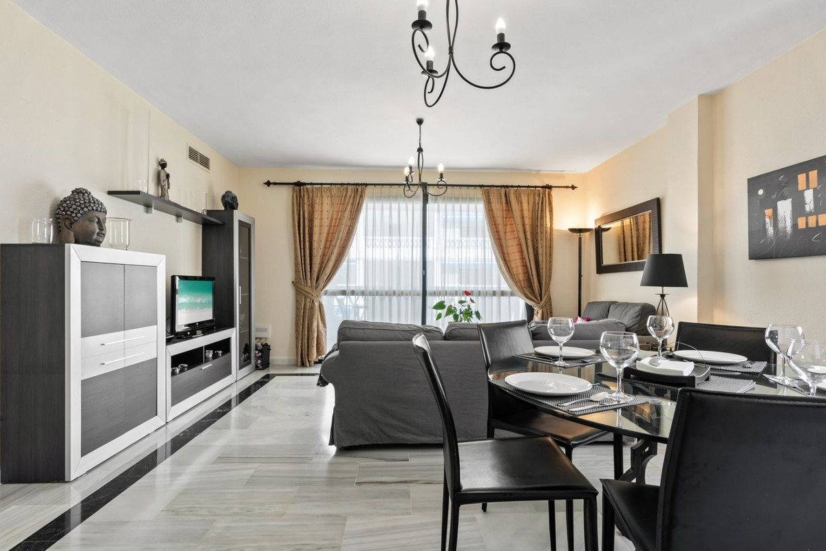 2 Bed Apartment for sale in Puerto Banús Costa Del Sol, Málaga, Spain