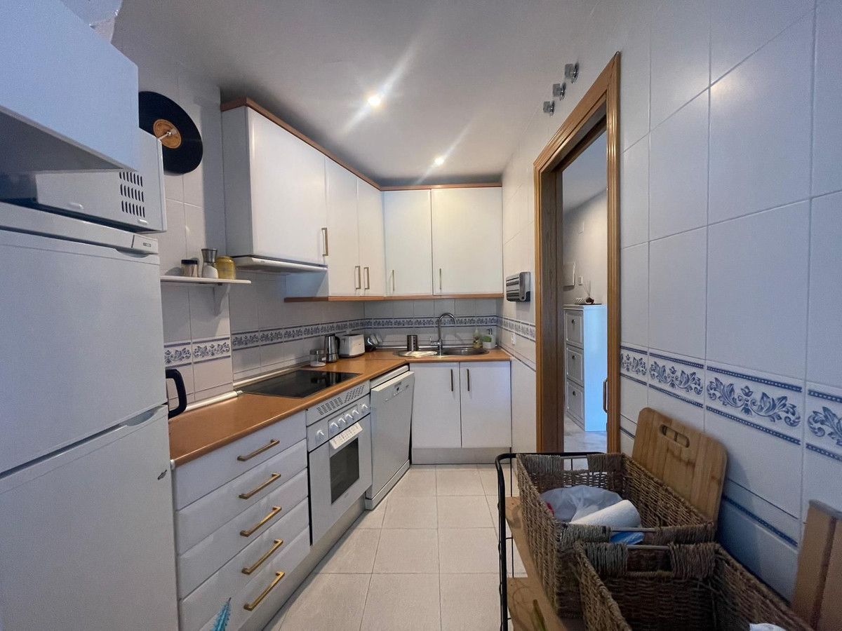 2 Bed Apartment for sale in Fuengirola Costa Del Sol, Málaga, Spain
