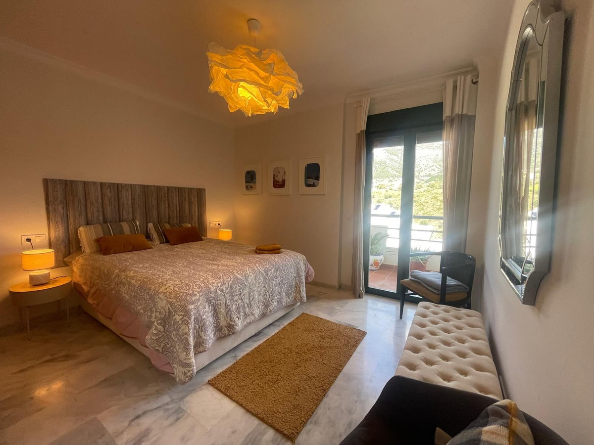 2 Bed Apartment for sale in Fuengirola Costa Del Sol, Málaga, Spain