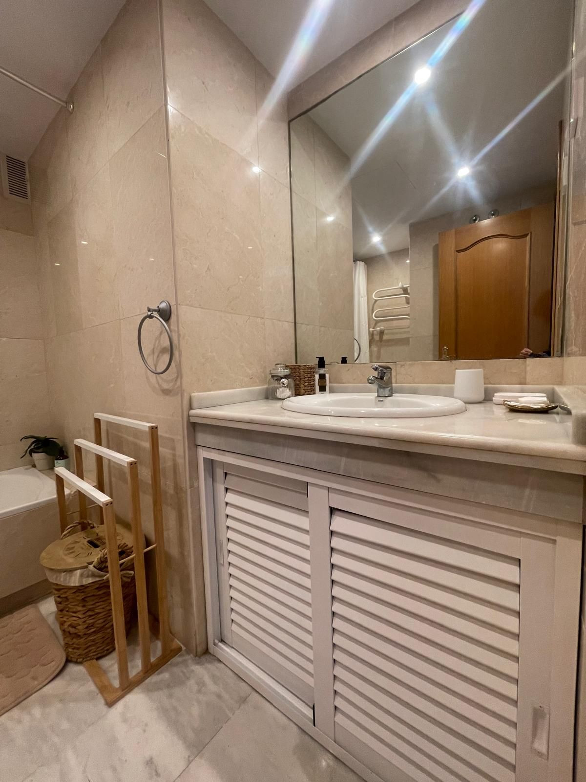 2 Bed Apartment for sale in Fuengirola Costa Del Sol, Málaga, Spain