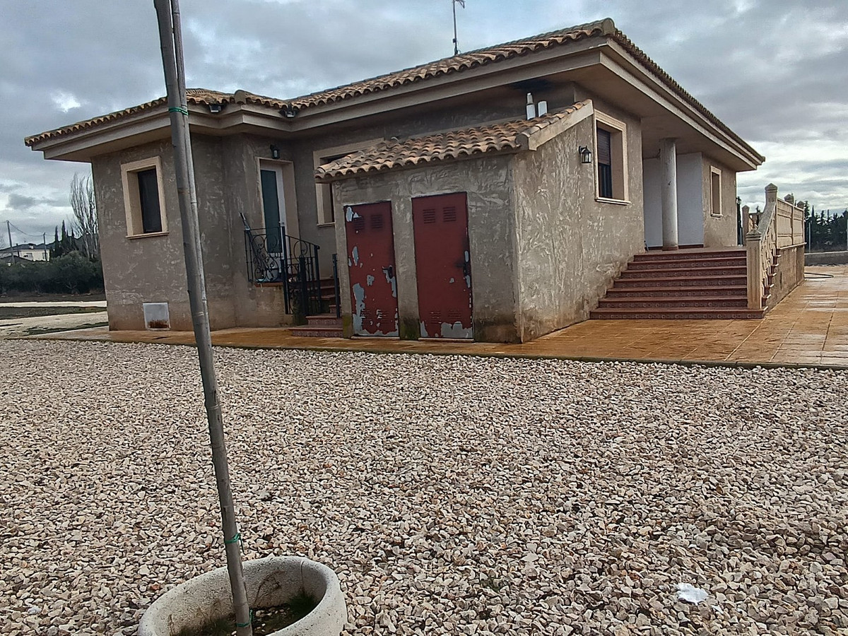 Se vende Villa - Chalet de 5 dormitorios en Costa Calida, Murcia, España