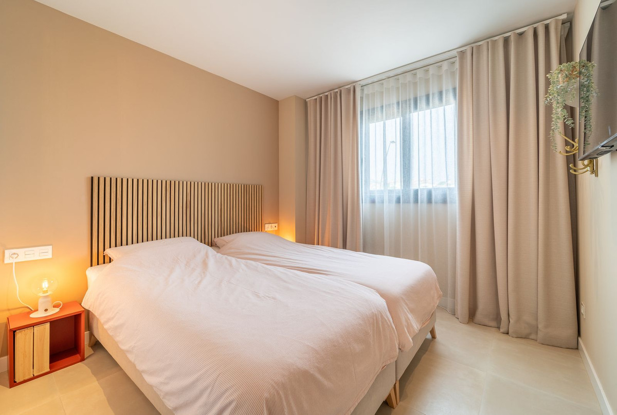Se vende Apartamento Planta Baja de 2 dormitorios en Costa Del Sol, Málaga, España