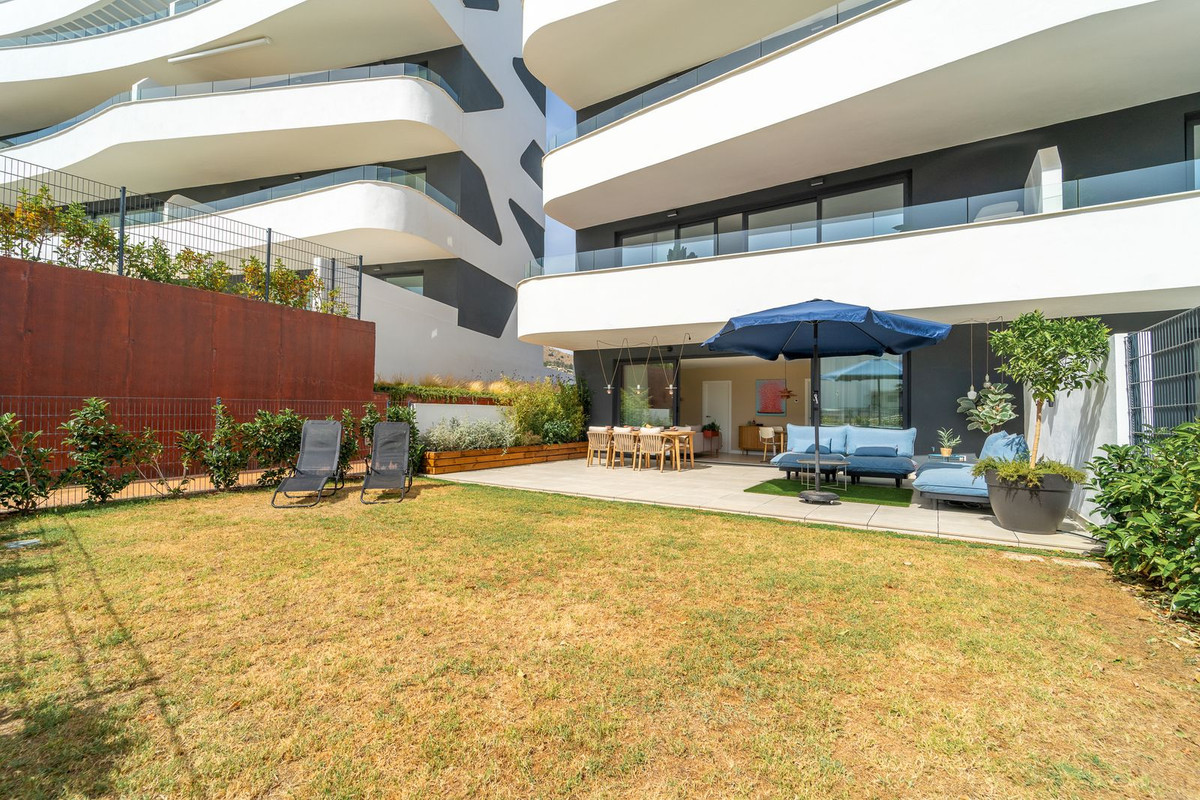 Se vende Apartamento Planta Baja de 2 dormitorios en Costa Del Sol, Málaga, España