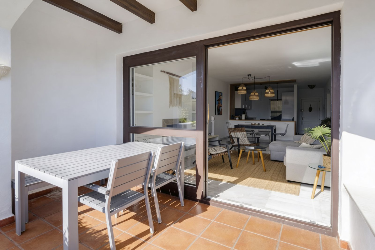 Se vende Apartamento Planta Baja de 2 dormitorios en Costa Del Sol, Málaga, España
