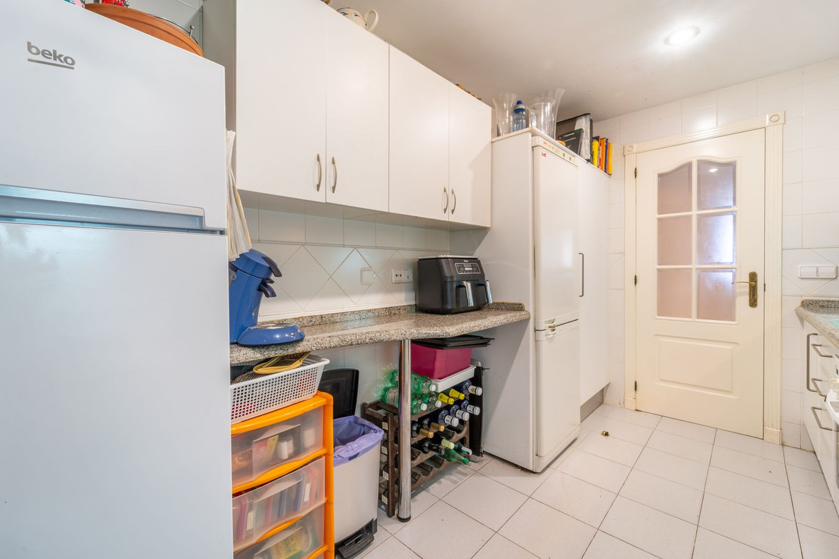 Se vende Apartamento Planta Baja de 3 dormitorios en Costa Del Sol, Málaga, España
