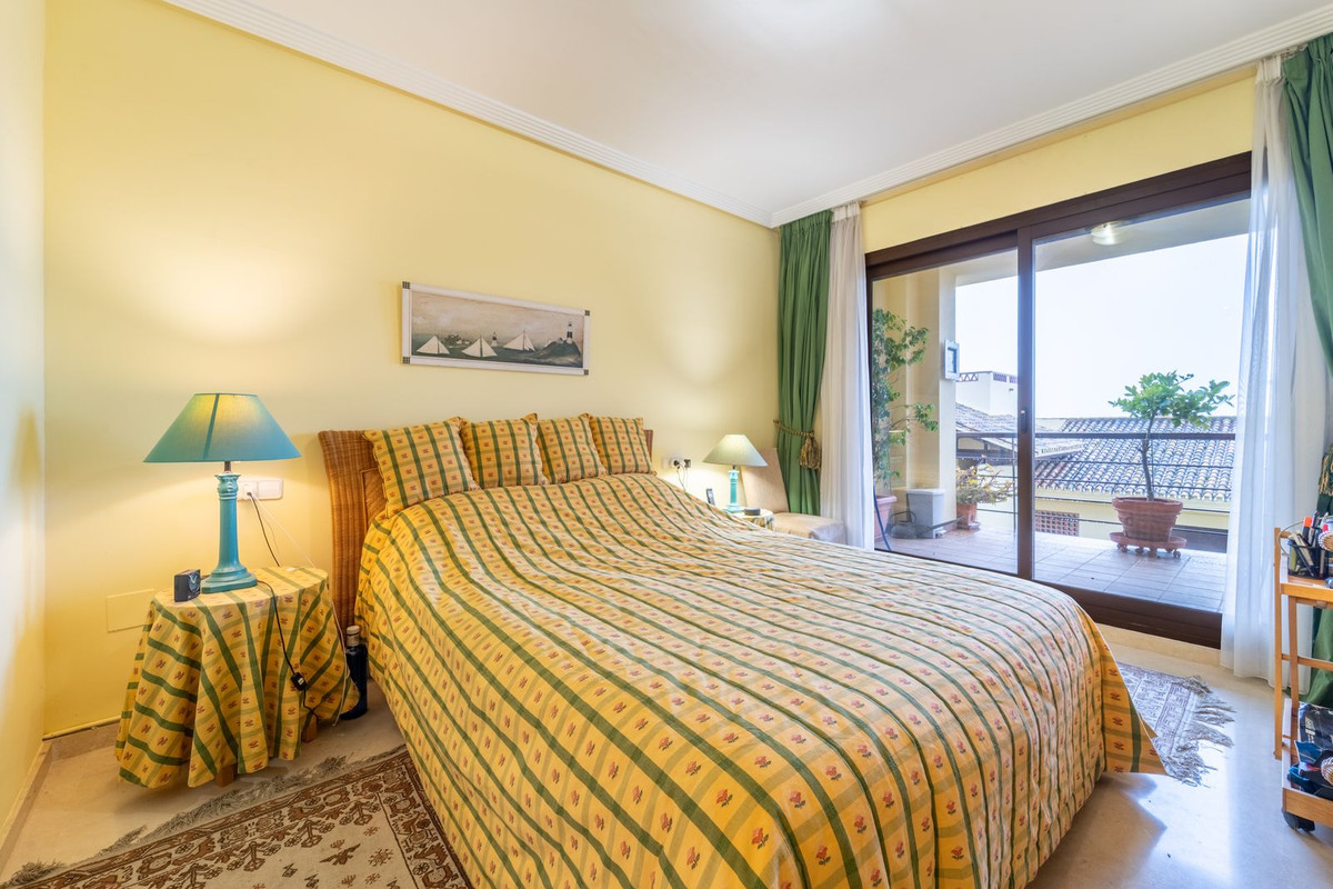 Se vende Apartamento Planta Baja de 3 dormitorios en Costa Del Sol, Málaga, España