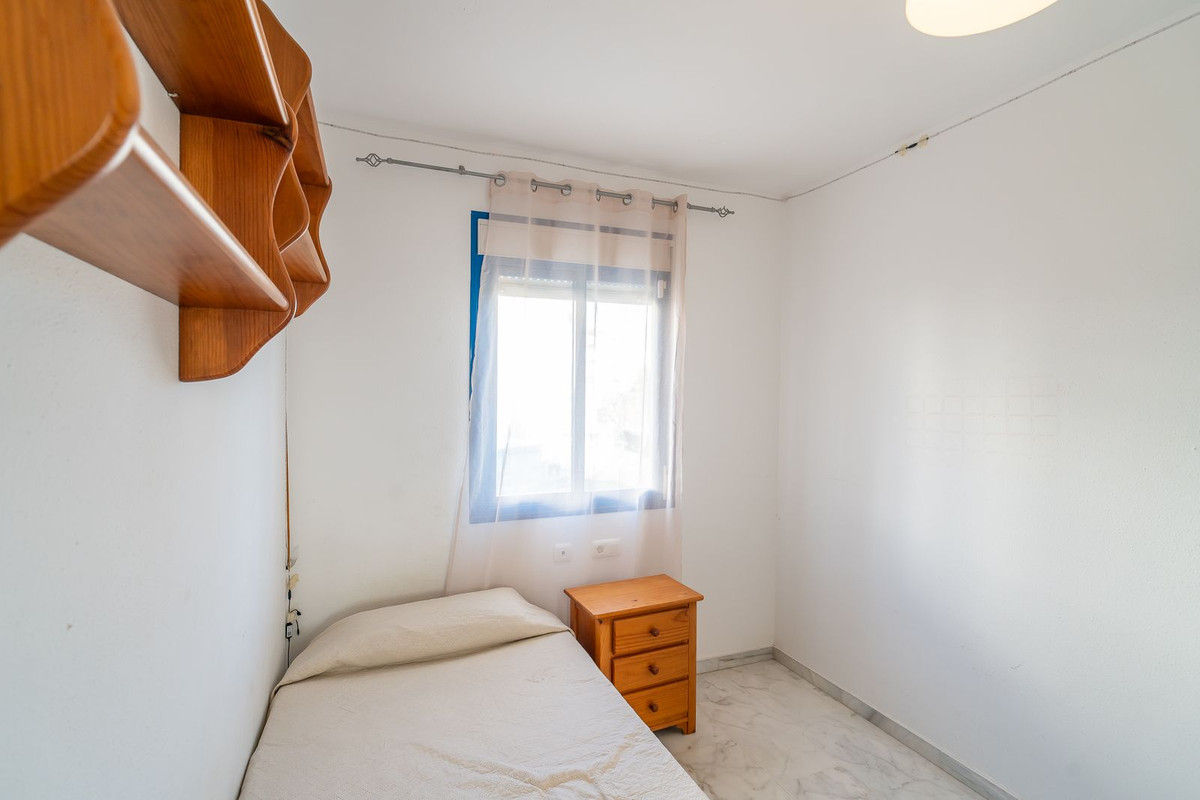 Se vende Apartamento Planta Media de 3 dormitorios en Costa Del Sol, Málaga, España