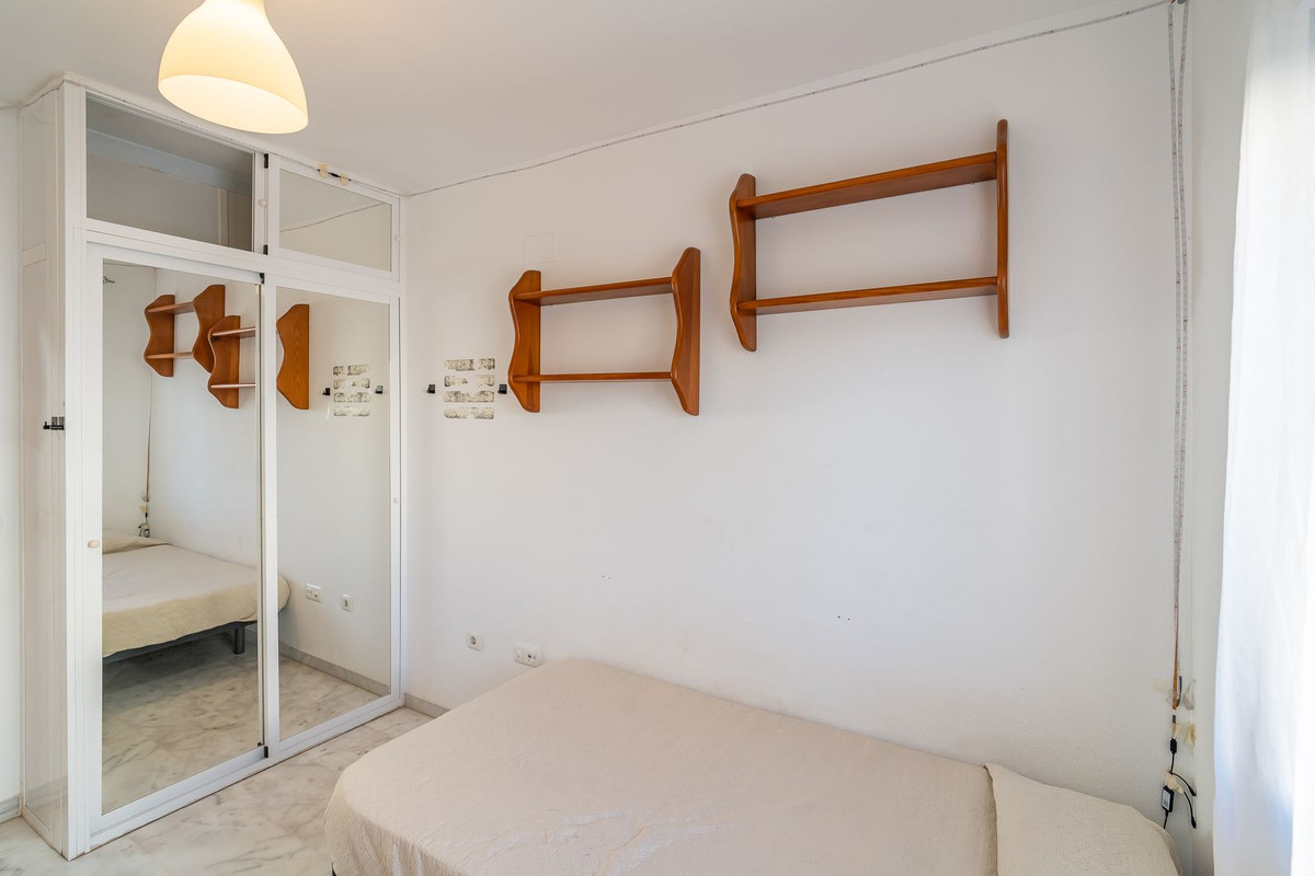 Se vende Apartamento Planta Media de 3 dormitorios en Costa Del Sol, Málaga, España