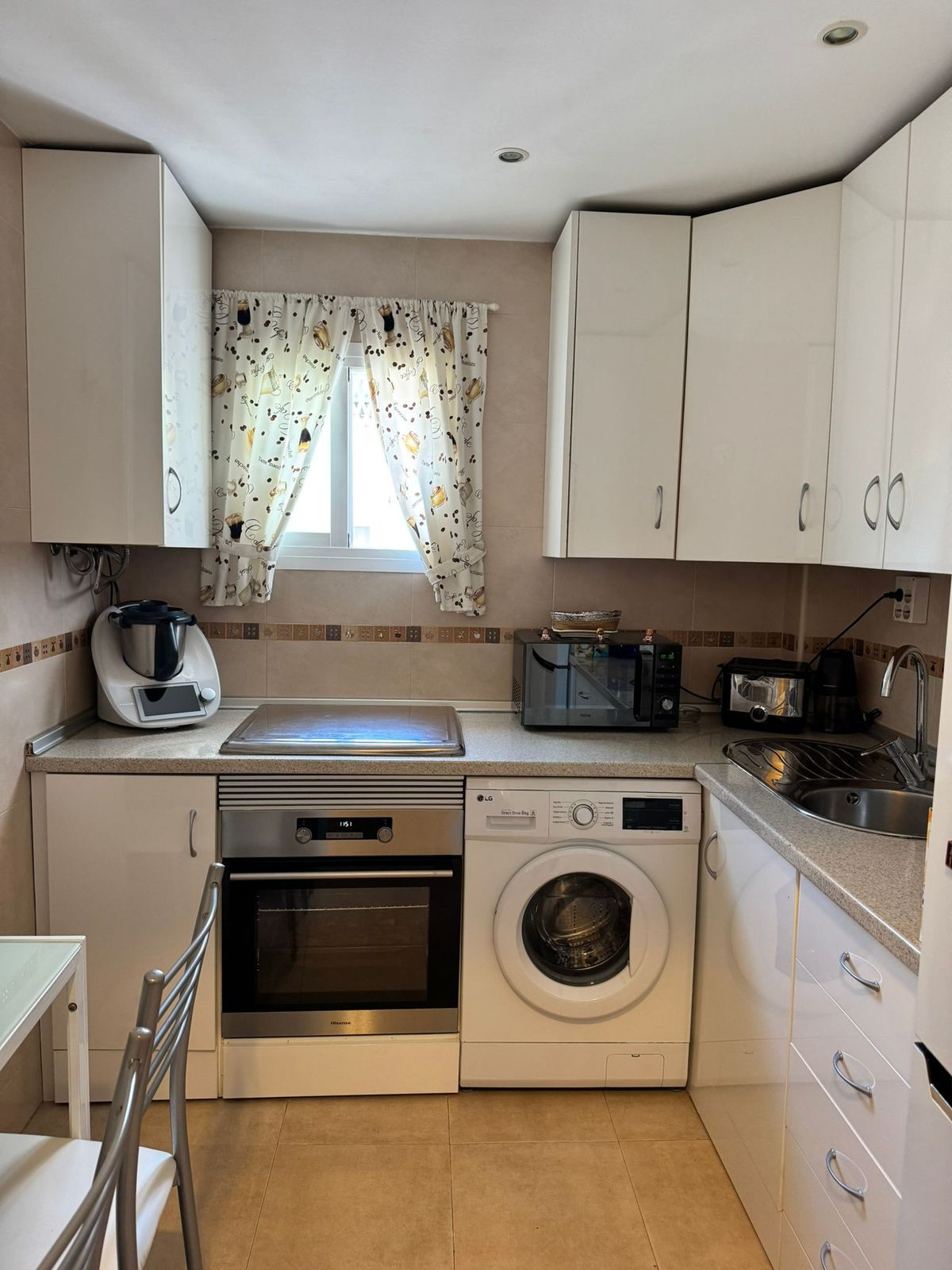 3 Bed Apartment for sale in Marbella Costa Del Sol, Málaga, Spain