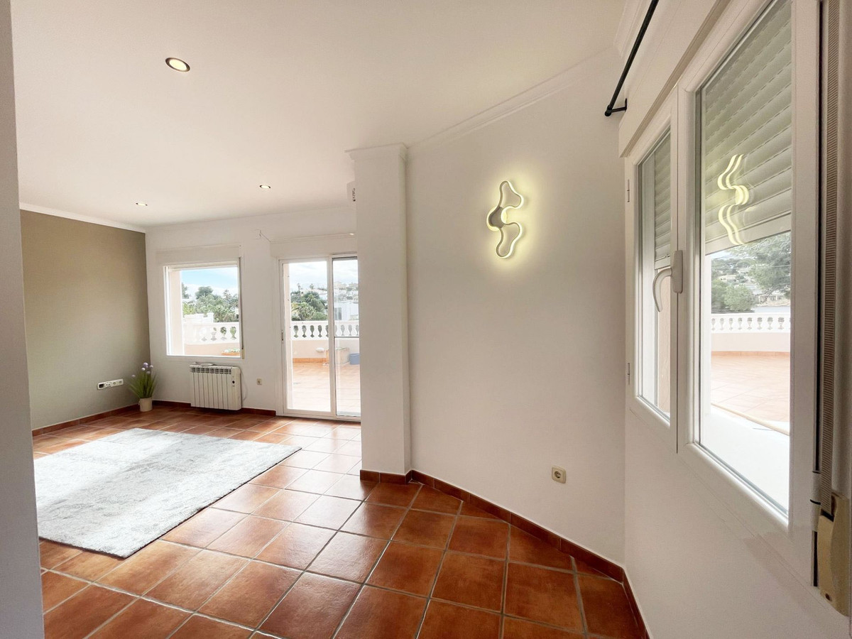 Se vende Apartamento Planta Media de 3 dormitorios en Costa Blanca, Alicante, España