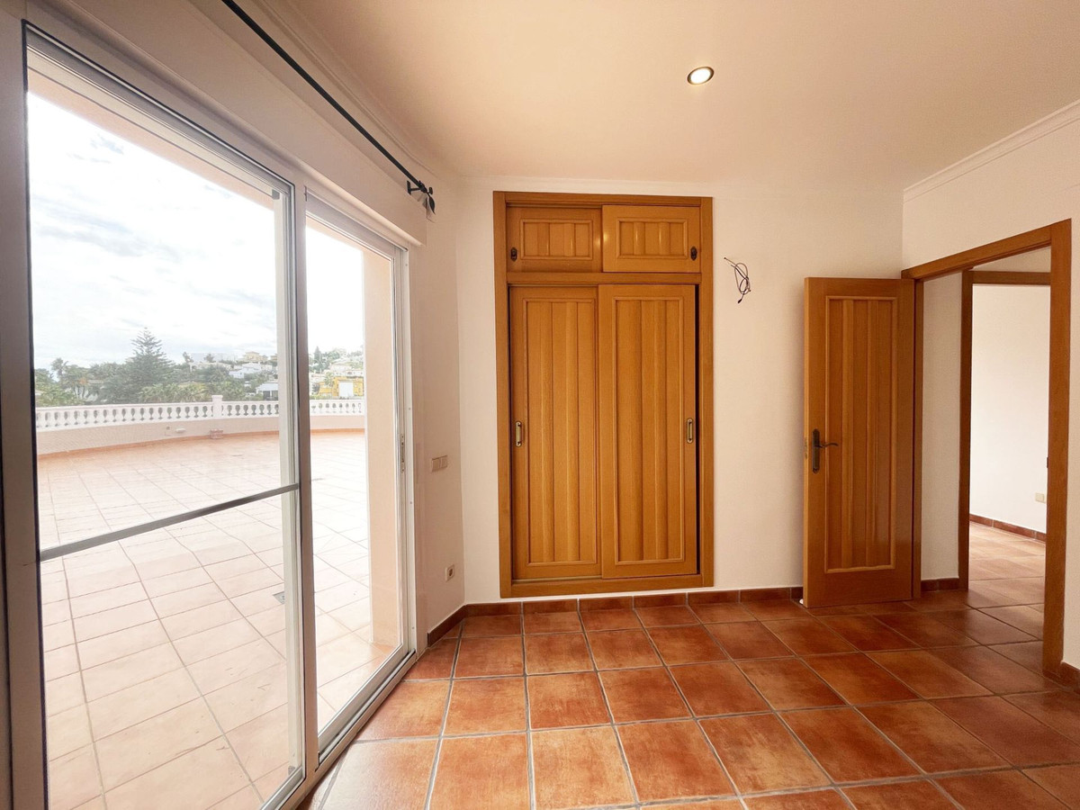 Se vende Apartamento Planta Media de 3 dormitorios en Costa Blanca, Alicante, España