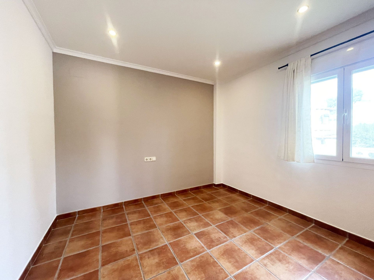 Se vende Apartamento Planta Media de 3 dormitorios en Costa Blanca, Alicante, España