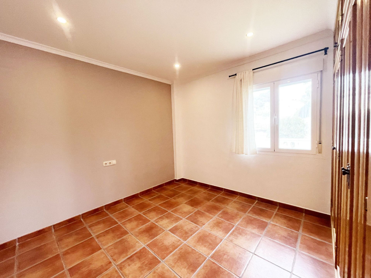 Se vende Apartamento Planta Media de 3 dormitorios en Costa Blanca, Alicante, España