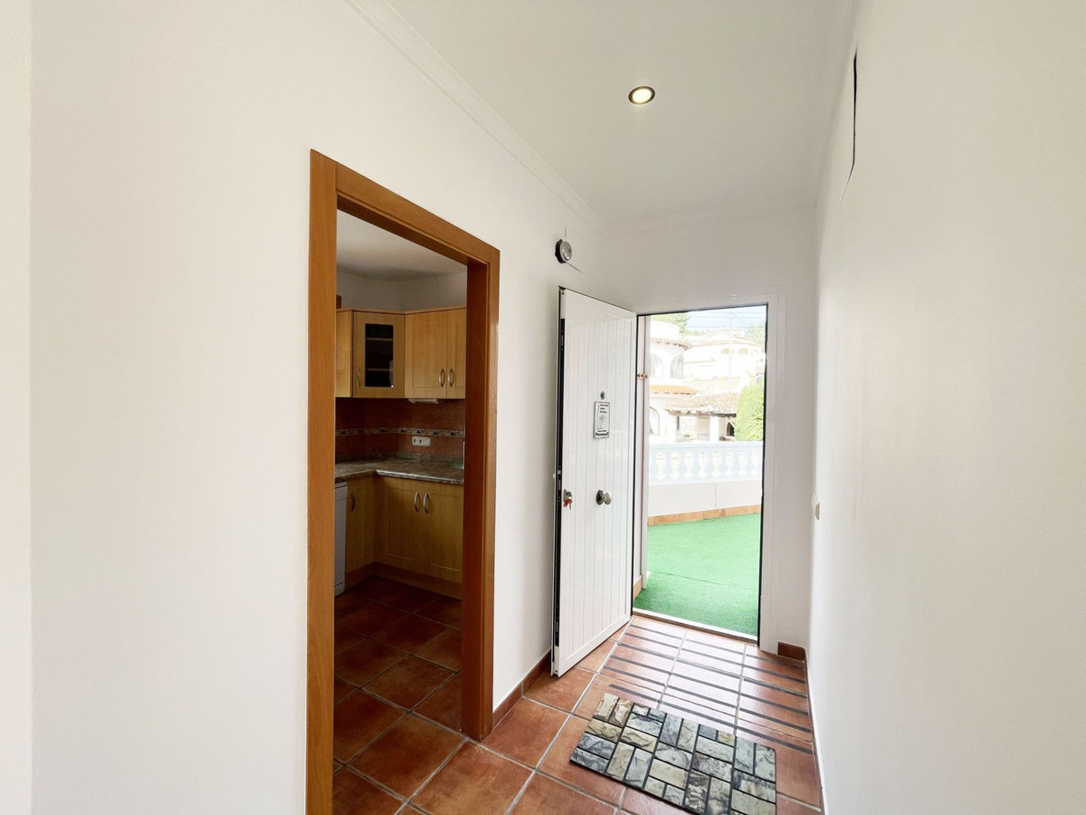 Se vende Apartamento Planta Media de 3 dormitorios en Costa Blanca, Alicante, España