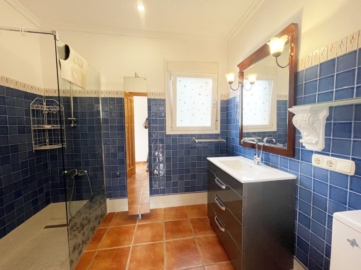 Se vende Apartamento Planta Media de 3 dormitorios en Costa Blanca, Alicante, España