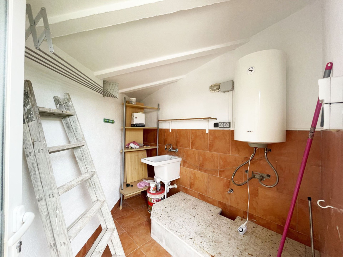 Se vende Apartamento Planta Media de 3 dormitorios en Costa Blanca, Alicante, España