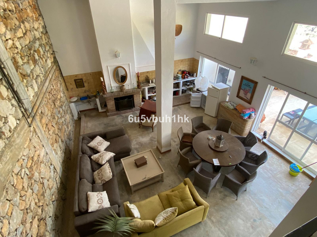 5 Bed Townhouse for sale in Ojén Costa Del Sol, Málaga, Spain