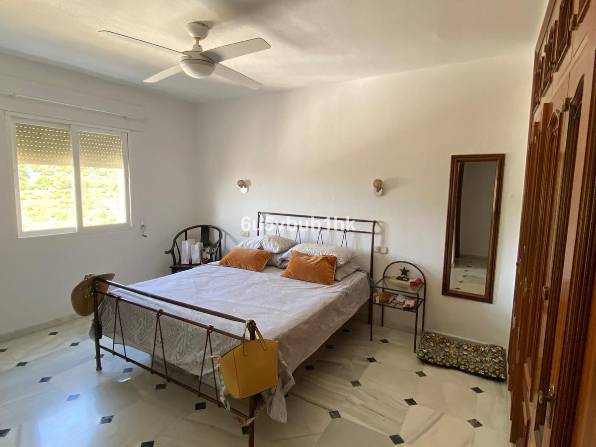 Se vende Adosada de 5 dormitorios en Costa Del Sol, Málaga, España