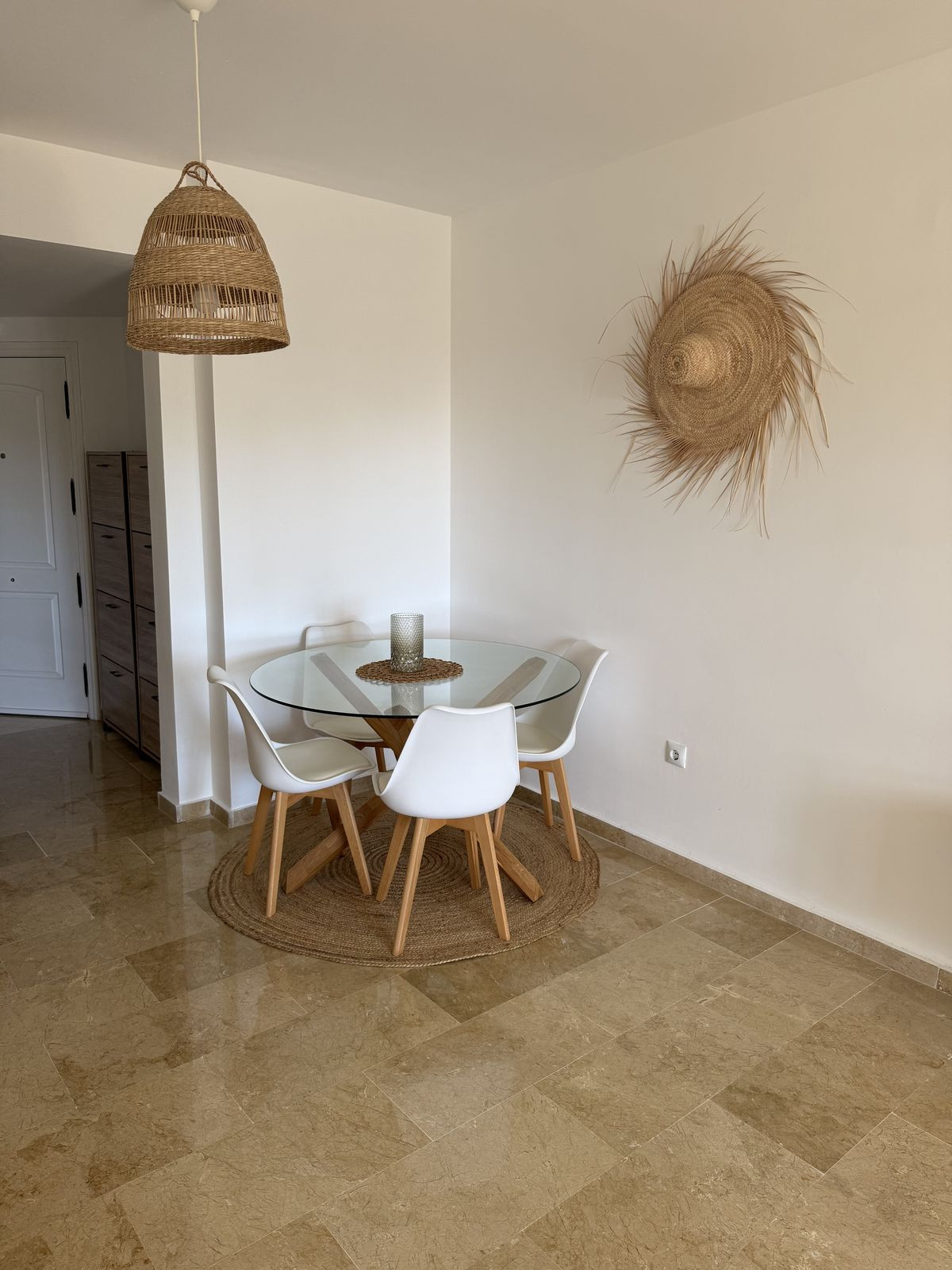 Se vende Apartamento Planta Media de 2 dormitorios en Costa Del Sol, Málaga, España