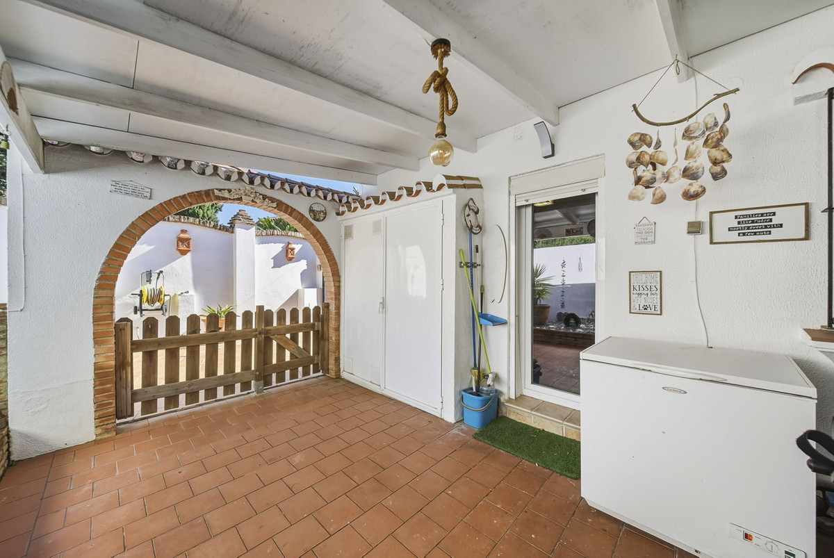3 Bed Townhouse for sale in Benalmadena Costa Costa Del Sol, Málaga, Spain
