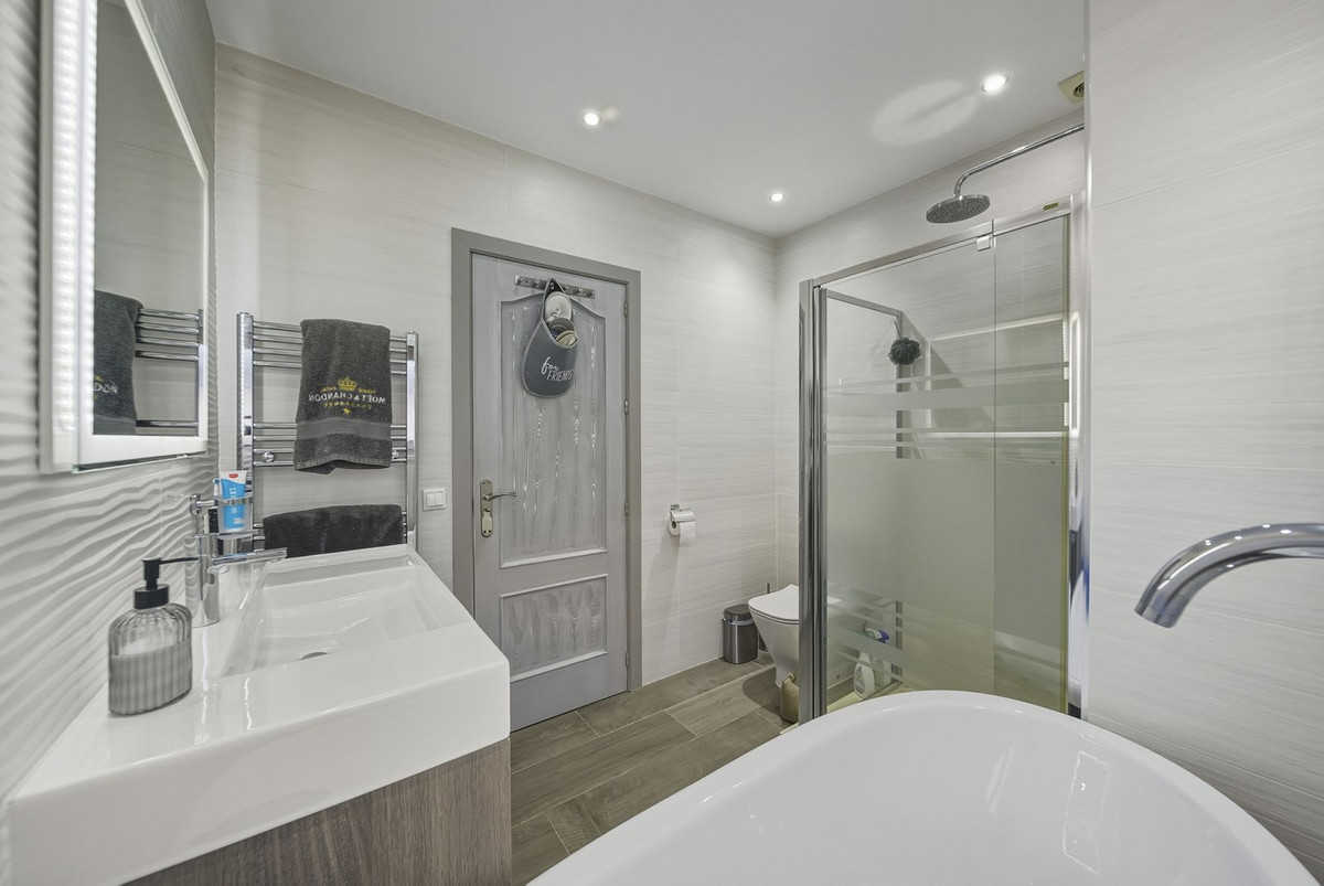 3 Bed Townhouse for sale in Benalmadena Costa Costa Del Sol, Málaga, Spain