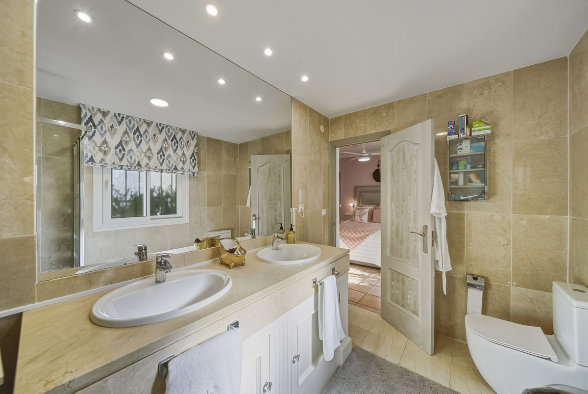 3 Bed Townhouse for sale in Benalmadena Costa Costa Del Sol, Málaga, Spain