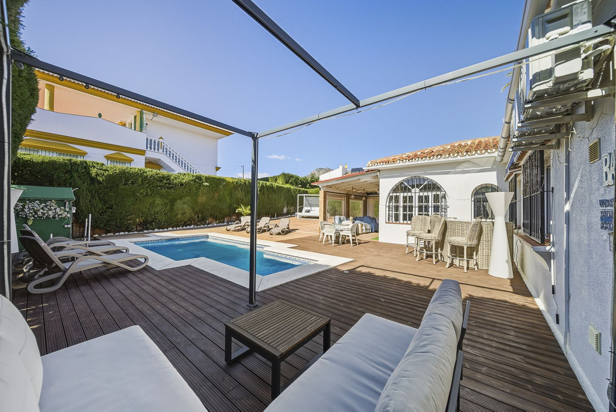 3 Bed Townhouse for sale in Benalmadena Costa Costa Del Sol, Málaga, Spain