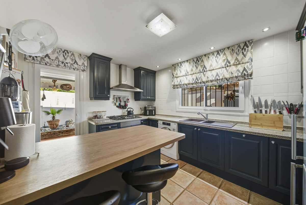 3 Bed Townhouse for sale in Benalmadena Costa Costa Del Sol, Málaga, Spain