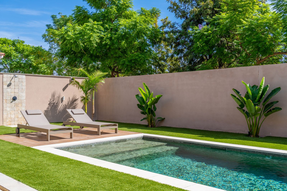 Se vende Villa - Chalet de 4 dormitorios en Costa Del Sol, Málaga, España
