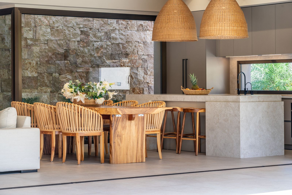 Se vende Villa - Chalet de 4 dormitorios en Costa Del Sol, Málaga, España