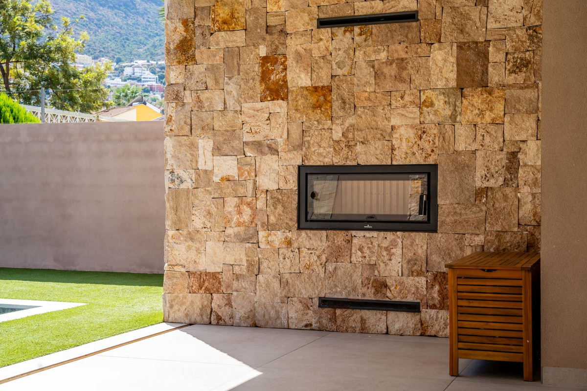 Se vende Villa - Chalet de 4 dormitorios en Costa Del Sol, Málaga, España