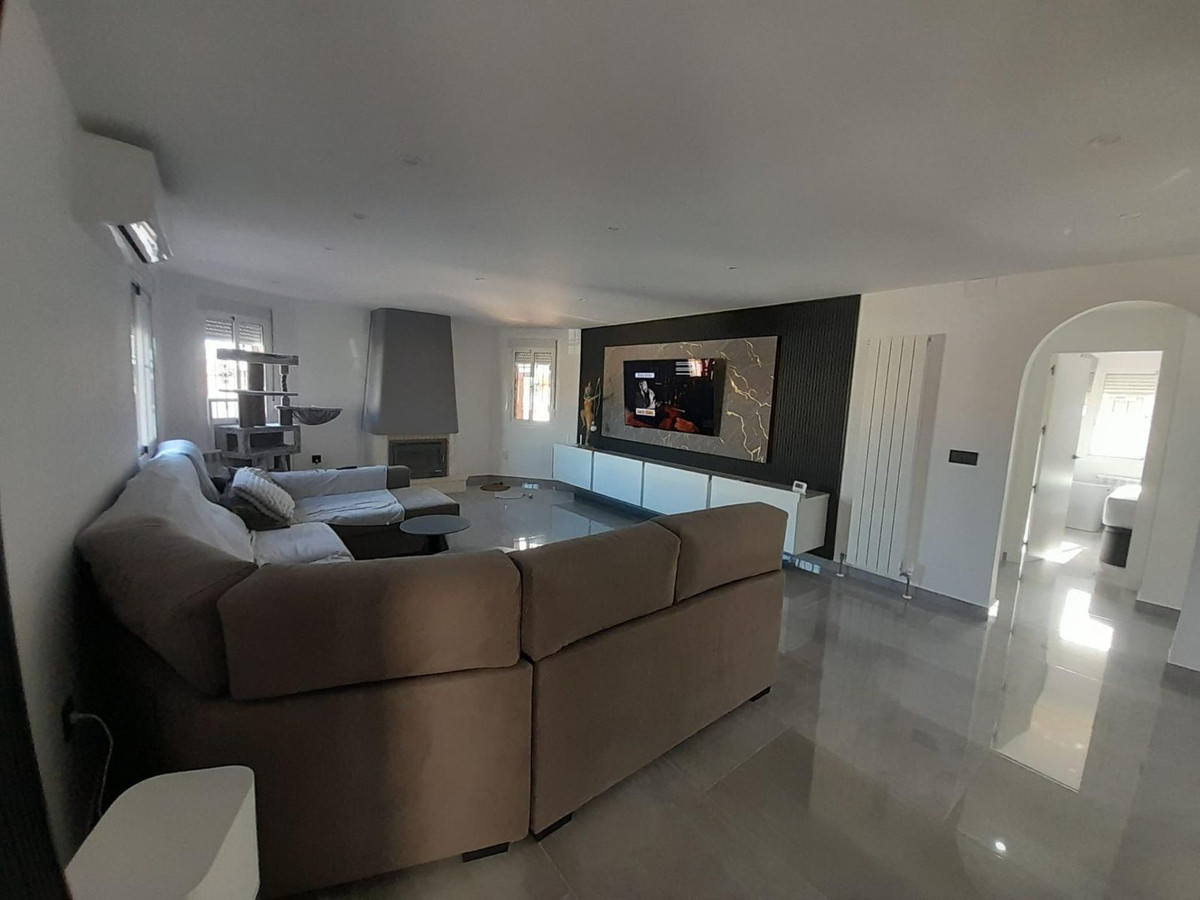 Se vende Villa - Chalet de 4 dormitorios en Costa Calida, Murcia, España