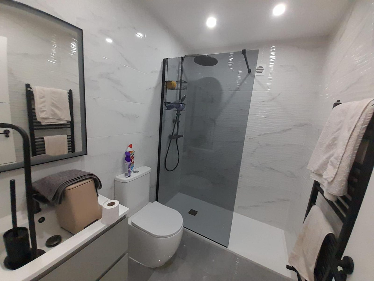 Se vende Villa - Chalet de 4 dormitorios en Costa Calida, Murcia, España