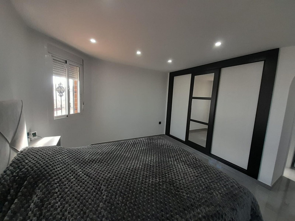 Se vende Villa - Chalet de 4 dormitorios en Costa Calida, Murcia, España