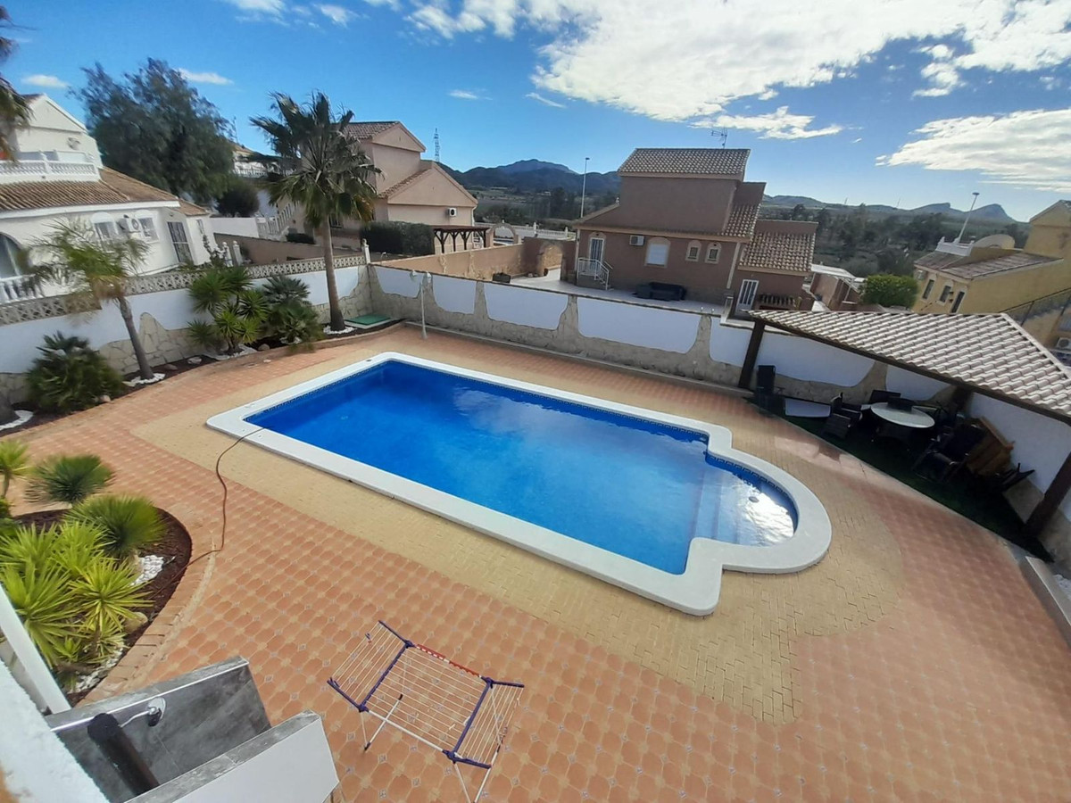 Se vende Villa - Chalet de 4 dormitorios en Costa Calida, Murcia, España