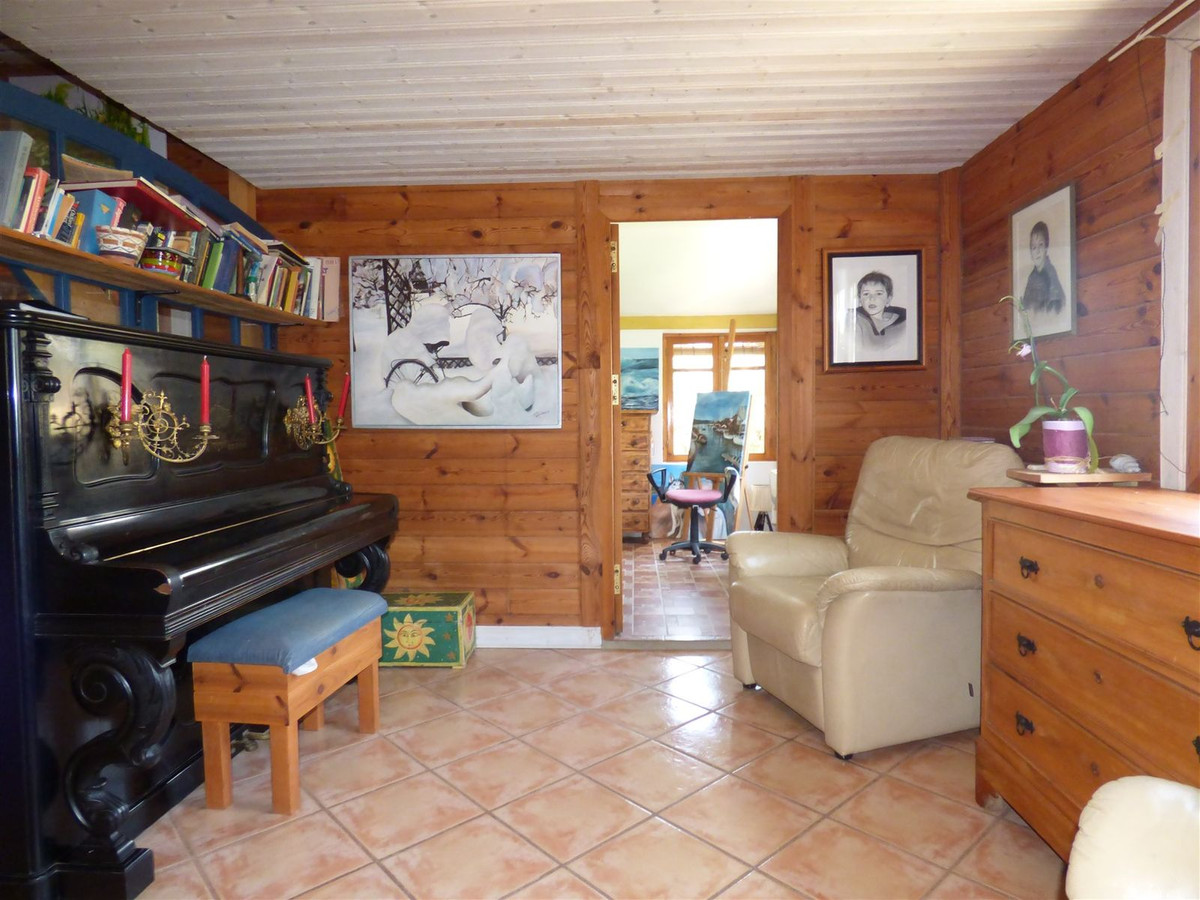 Se vende Finca - Cortijo de 6 dormitorios en Costa Del Sol, Málaga, España