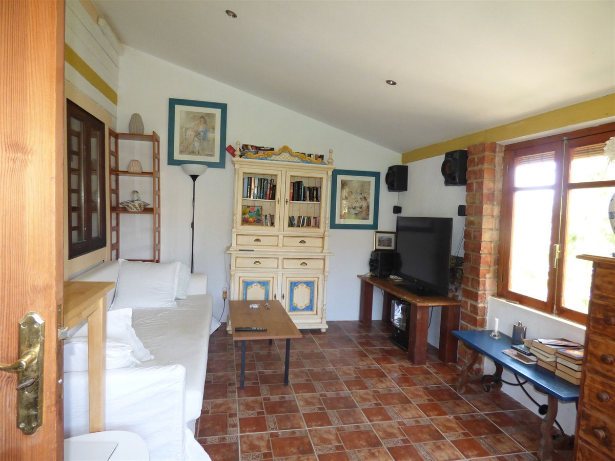 Se vende Finca - Cortijo de 6 dormitorios en Costa Del Sol, Málaga, España