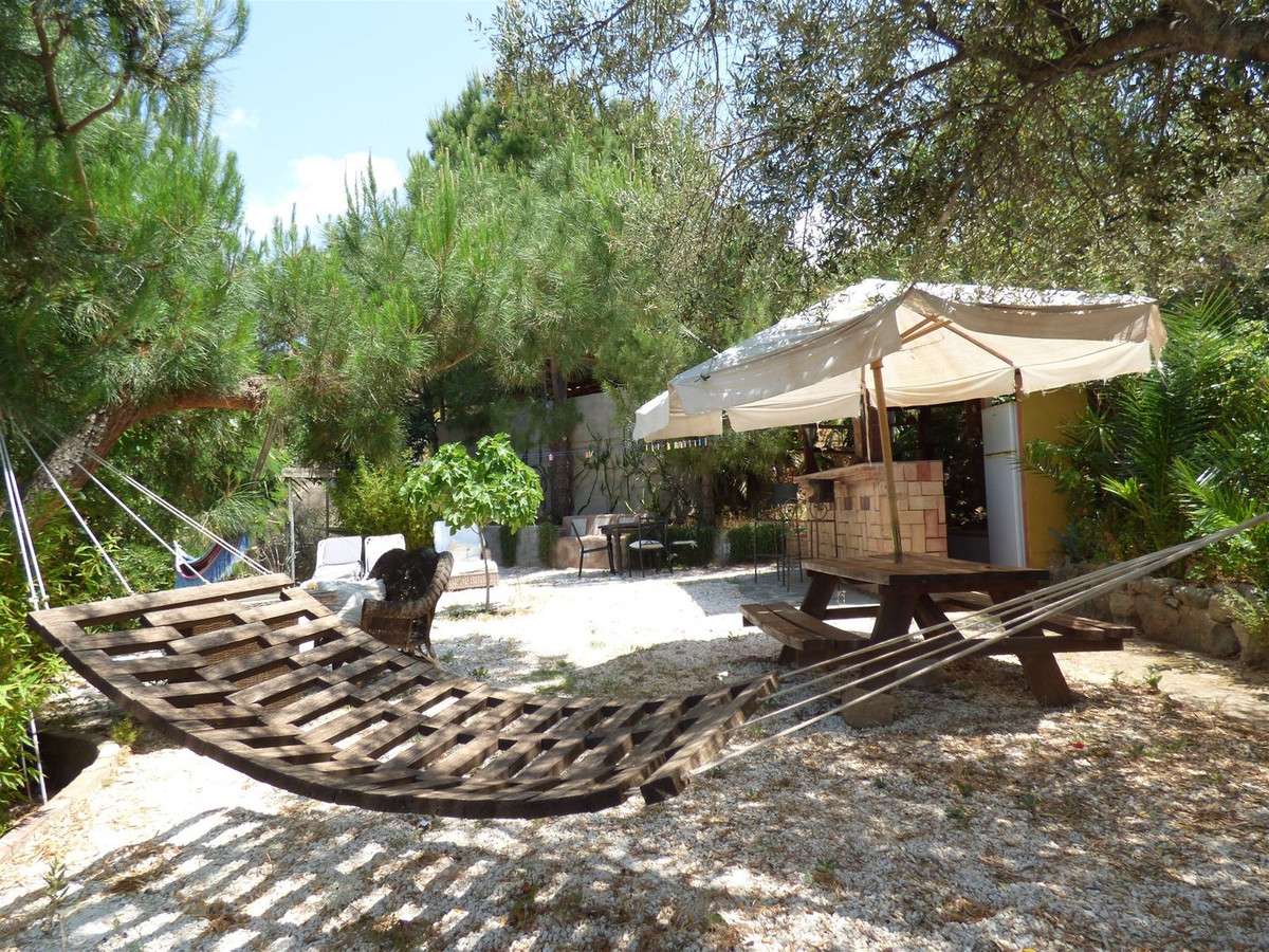 Se vende Finca - Cortijo de 6 dormitorios en Costa Del Sol, Málaga, España