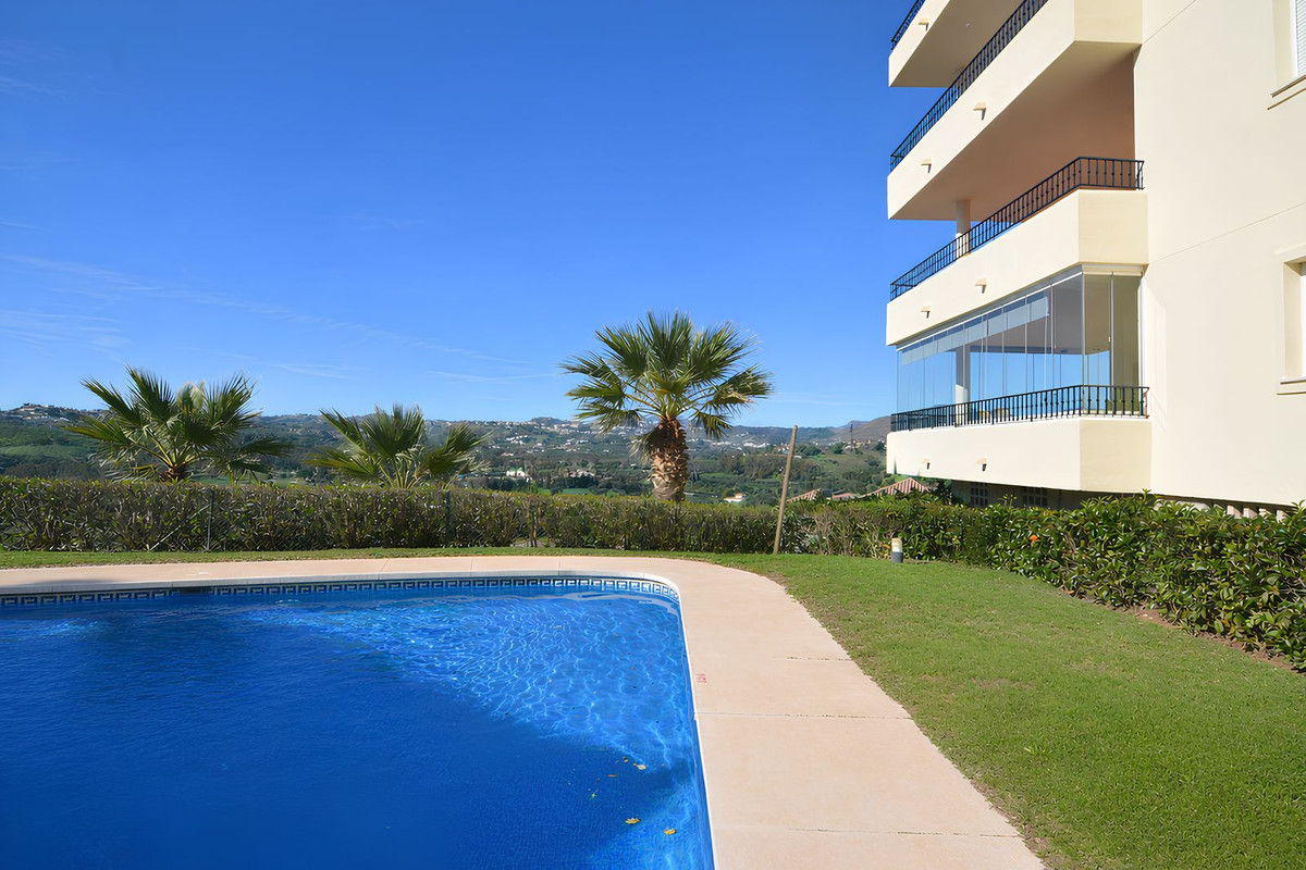 2 Bed Apartment for sale in Mijas Costa Del Sol, Málaga, Spain
