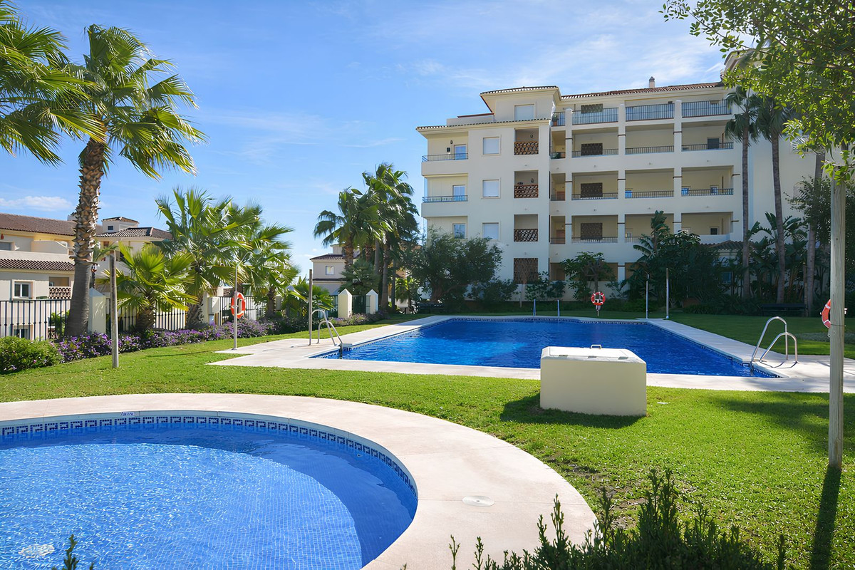 2 Bed Apartment for sale in Mijas Costa Del Sol, Málaga, Spain