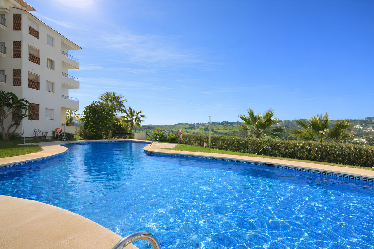 2 Bed Apartment for sale in Mijas Costa Del Sol, Málaga, Spain