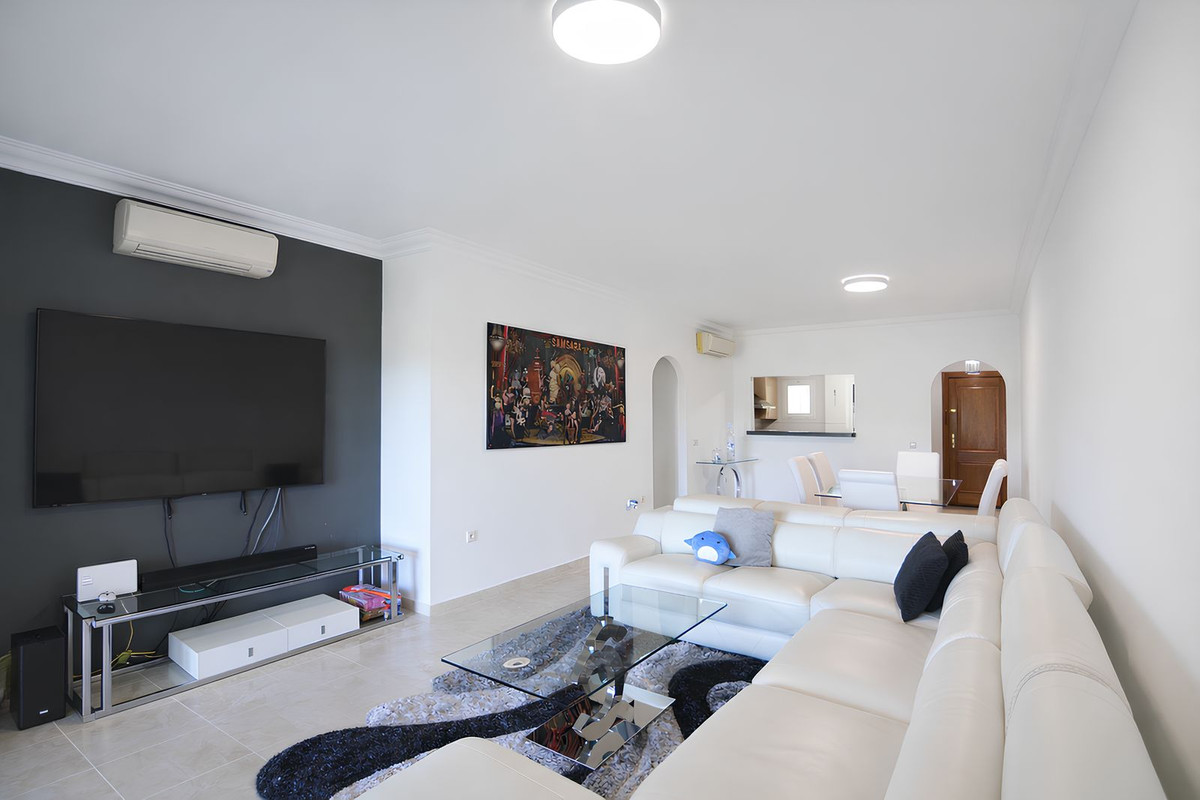 2 Bed Apartment for sale in Mijas Costa Del Sol, Málaga, Spain
